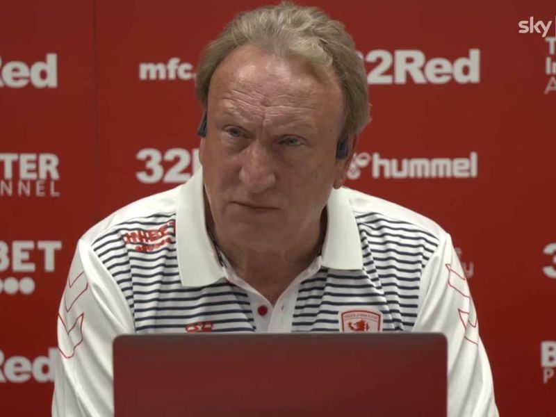 Middlesbrough boss Neil Warnock would like his players to get COVID vaccinated